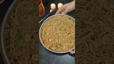 Aaj lunch me mashroom hakka noodles bana diya  winter craving recipe shorts noodles food