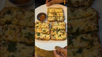 cheese garlic bread home madecookinggarlic bread shortsytshortsamruthaspakashala