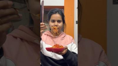 Ghar pe Chicken Noodles banaya minivlog recipe shorts cooking noodles foodvlog bengalifood