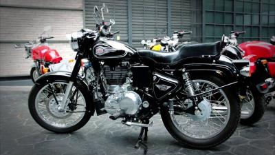 รอยล เอนฟลด Royal Enfield  Carlover