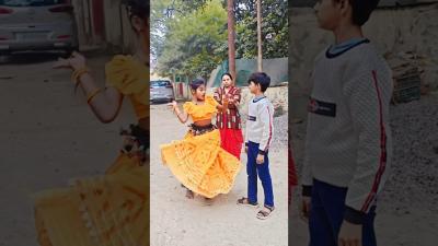 tu Maro Kaun Lage love song short dance 