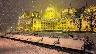 Winter Storm HITS Budapest 4K City Tour 2026