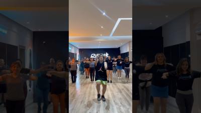 FARIANA  Tuyo Parte 1 Zumba Choreo By DYAN RODRIGUEZ EL PANDA zumba zumbachoreo fariana