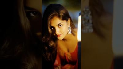 Bollywood Hindi Romantic Songs Old Hindi 90s Songs youtubeshorts romanticsongs music shorts