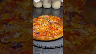 Pizza făcută din maia  simplu și delicios sourdough recipe shorts