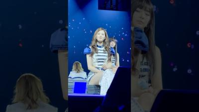 Twice sana closeup direct shooting of American concert