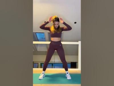 Try this WARMUP and STRETCHING routine
