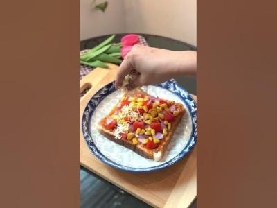 Bread pizza recipe  Easy recipe  pizza recipe easyrecipe youtubeshorts viralrecipe pizza
