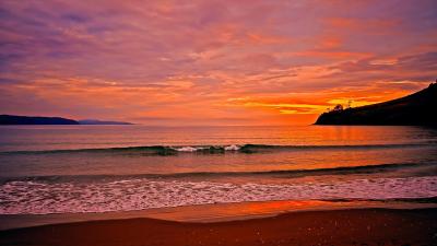 Summer Sunset Glow on the Beach with Calming Ocean Waves  Relaxing ASMR for Deep Sleep  3H in 4K